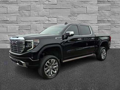 Used 2023 GMC Sierra 1500 Denali w/ Denali Reserve Package image 4
