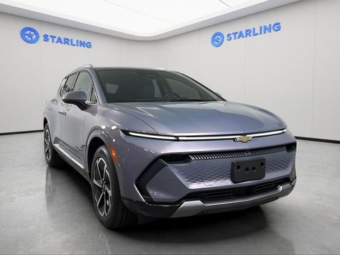 Used 2025 Chevrolet Equinox EV LT image 14