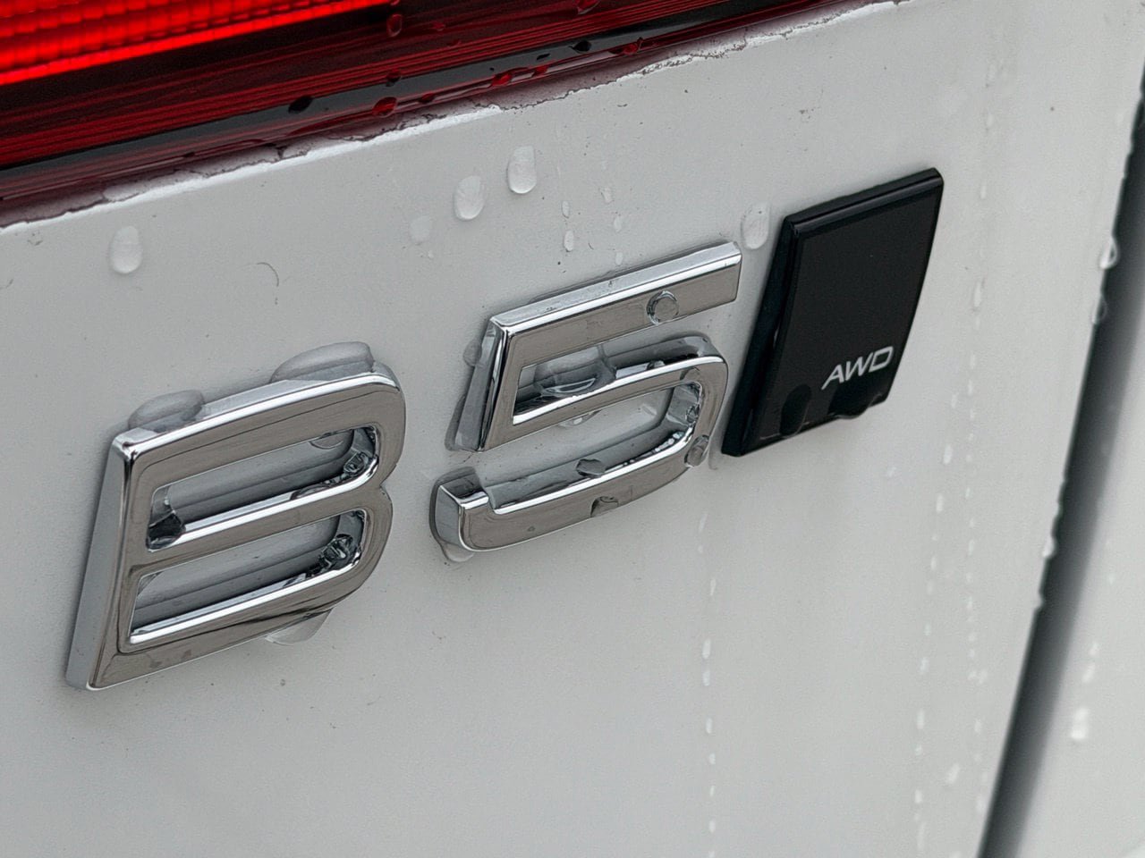 New 2027 Volvo XC60 B5 Core AWD/4WD image 10