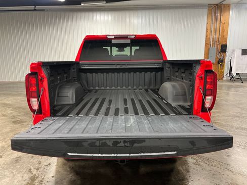 Certified 2025 GMC Sierra 1500 Elevation w/ Preferred Package AWD/4WD image 12