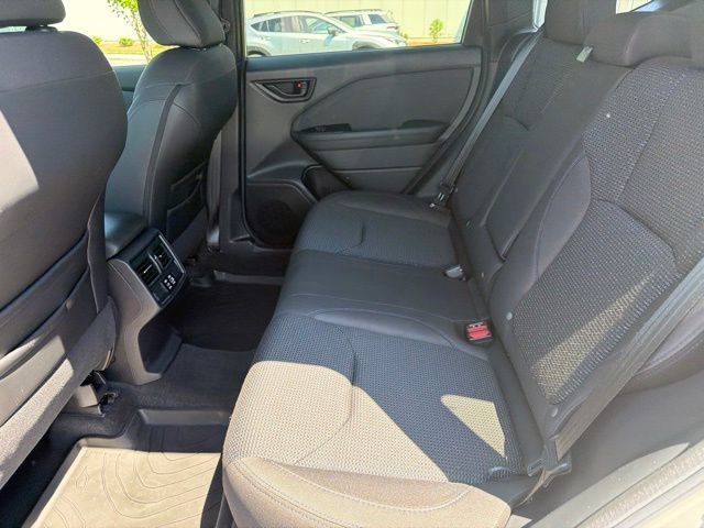 New 2026 Subaru Forester Premium AWD/4WD image 25