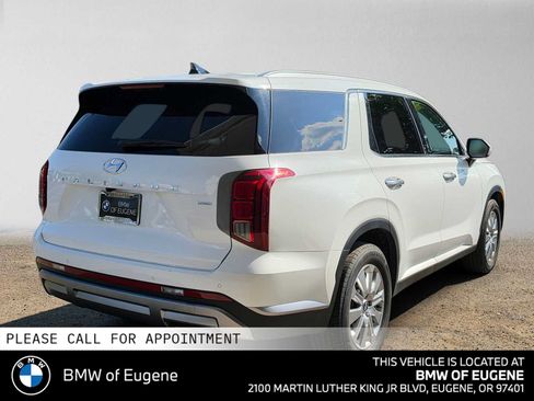 Used 2025 Hyundai Palisade SEL AWD/4WD image 3