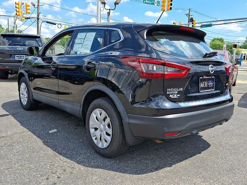 Used 2020 Nissan Rogue Sport S AWD/4WD image 4