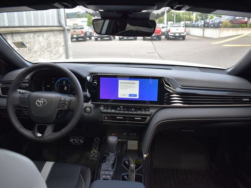 Certified 2026 Toyota Camry Hybrid w/ Multimedia Upgrade Package AWD/4WD image 26