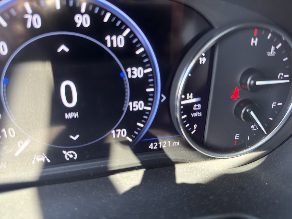 Used 2023 Buick Enclave Avenir w/ Avenir Technology Package FWD image 15