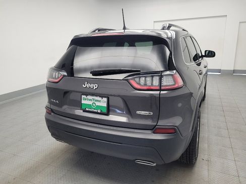Used 2022 Jeep Cherokee Latitude Lux w/ Mopar Interior Package AWD/4WD image 7