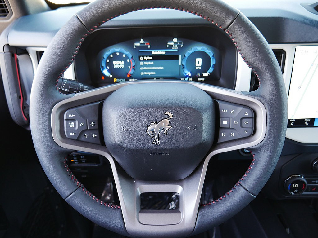 New 2026 Ford Bronco Heritage Edition AWD/4WD image 18