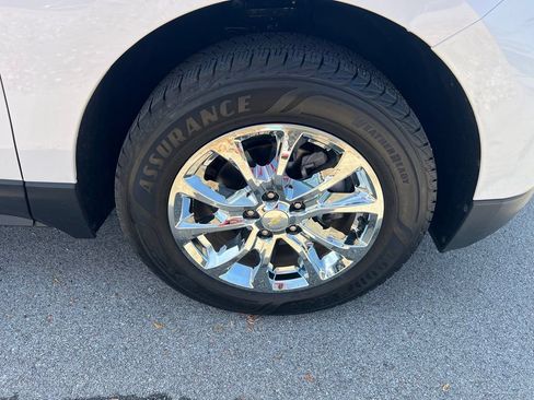Used 2019 Chevrolet Equinox LT AWD/4WD image 12