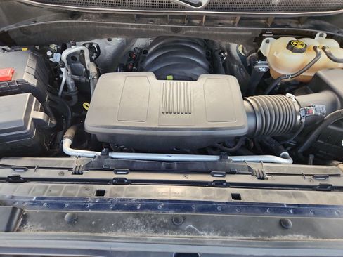 Used 2023 Chevrolet Silverado 1500 LT Trail Boss w/ LPO, Dark Essentials Package AWD/4WD image 28