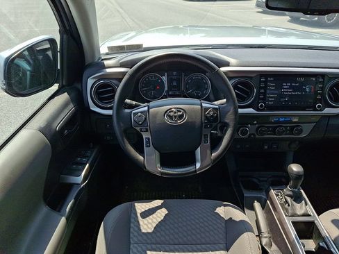 Certified 2023 Toyota Tacoma SR5 w/ Technology Package AWD/4WD image 11