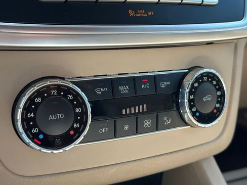 Used 2012 Mercedes-Benz ML 350 4MATIC image 30