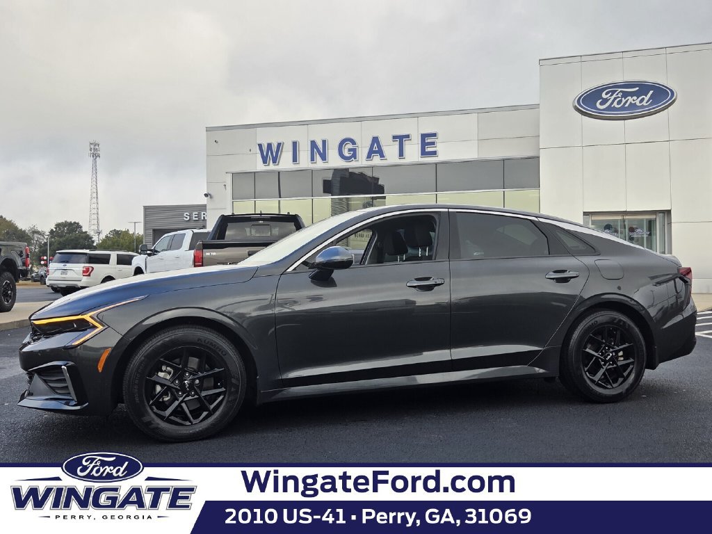 Used 2025 Kia K5 LXS FWD image 1