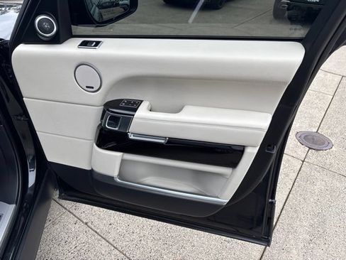 Used 2015 Land Rover Range Rover Autobiography AWD/4WD image 47