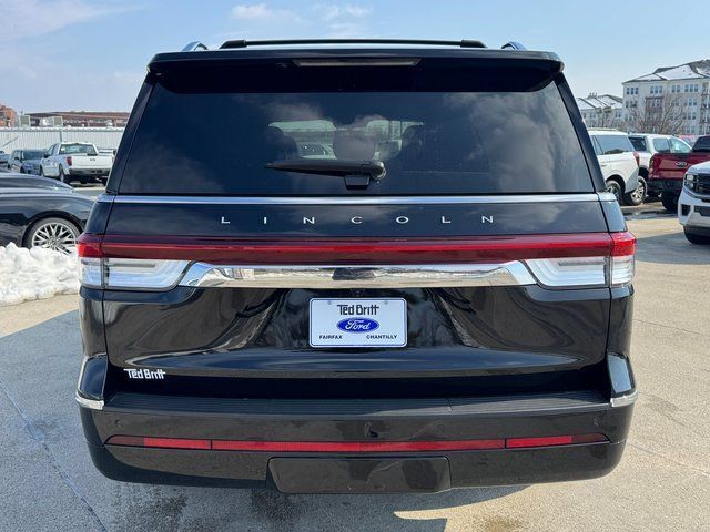 Used 2022 Lincoln Navigator L Reserve AWD/4WD image 9