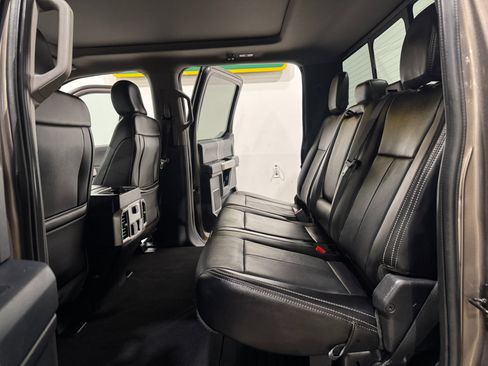 Used 2020 Ford F250 Lariat w/ Lariat Value Package image 15