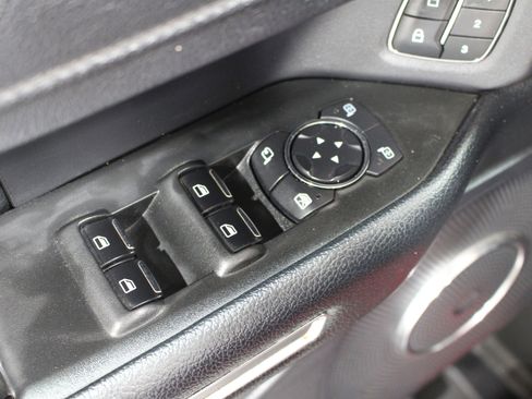 Used 2020 Ford Expedition XLT w/ Equipment Group 202A image 7