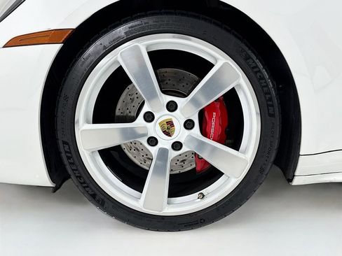 Certified 2022 Porsche 911 Targa 4S AWD/4WD image 31