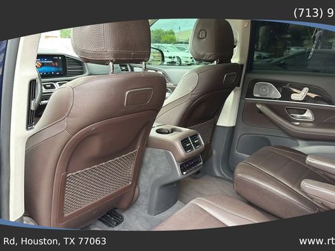 Used 2020 Mercedes-Benz GLS 450 4MATIC image 25