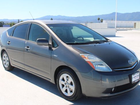 Used 2008 Toyota Prius FWD image 2