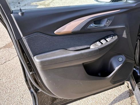 Certified 2023 Chevrolet TrailBlazer ACTIV w/ Sun and Liftgate Package image 16