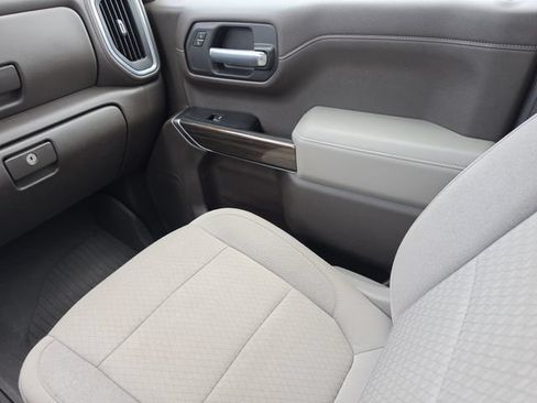 Used 2022 Chevrolet Silverado 1500 RST AWD/4WD image 19