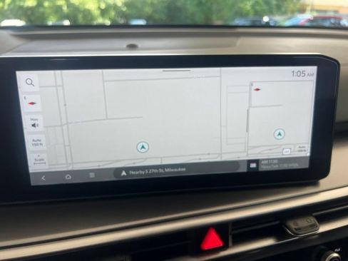 Certified 2025 Kia Sorento S w/ Panoramic Sunroof Package FWD image 49