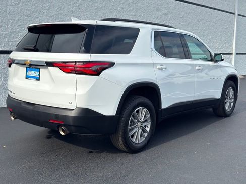 Used 2024 Chevrolet Traverse LT AWD/4WD image 7