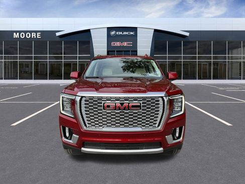 Used 2023 GMC Yukon XL Denali image 8