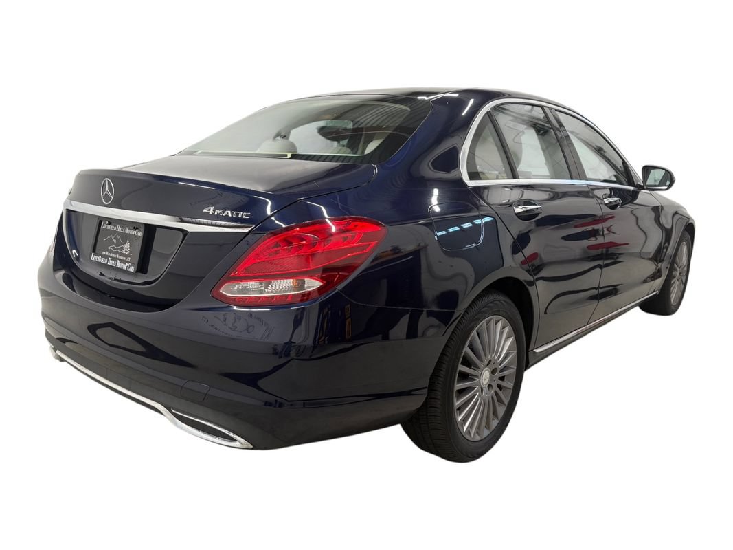 Used 2016 Mercedes-Benz C 300 4MATIC Sedan image 4