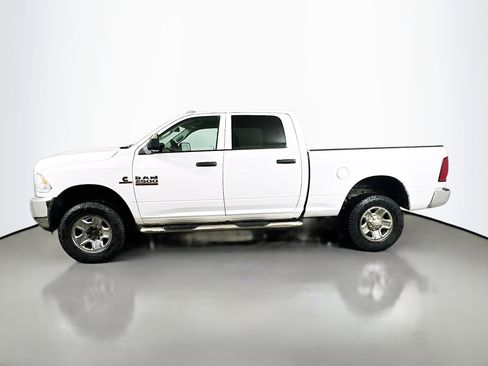Used 2018 RAM 2500 Tradesman w/ Chrome Appearance Group image 4