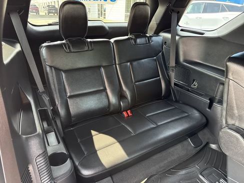 Used 2022 Ford Explorer ST w/ Equipment Group 401A RWD image 32