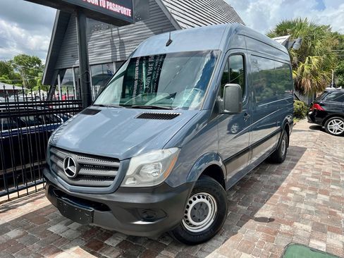 Used 2018 Mercedes-Benz Sprinter 2500 image 23