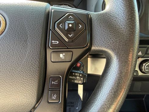 Used 2019 Toyota Tacoma SR w/ SR Convenience Package image 16