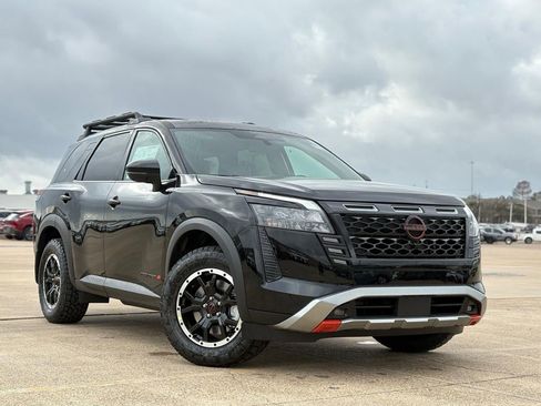 New 2026 Nissan Pathfinder Rock Creek AWD/4WD image 2