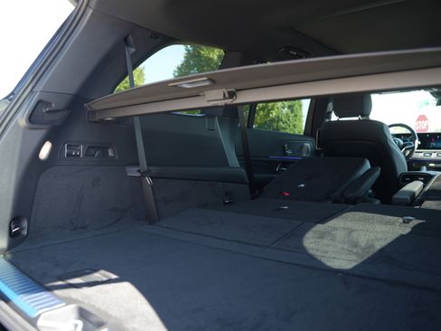 New 2025 Mercedes-Benz GLS 450 4MATIC image 19