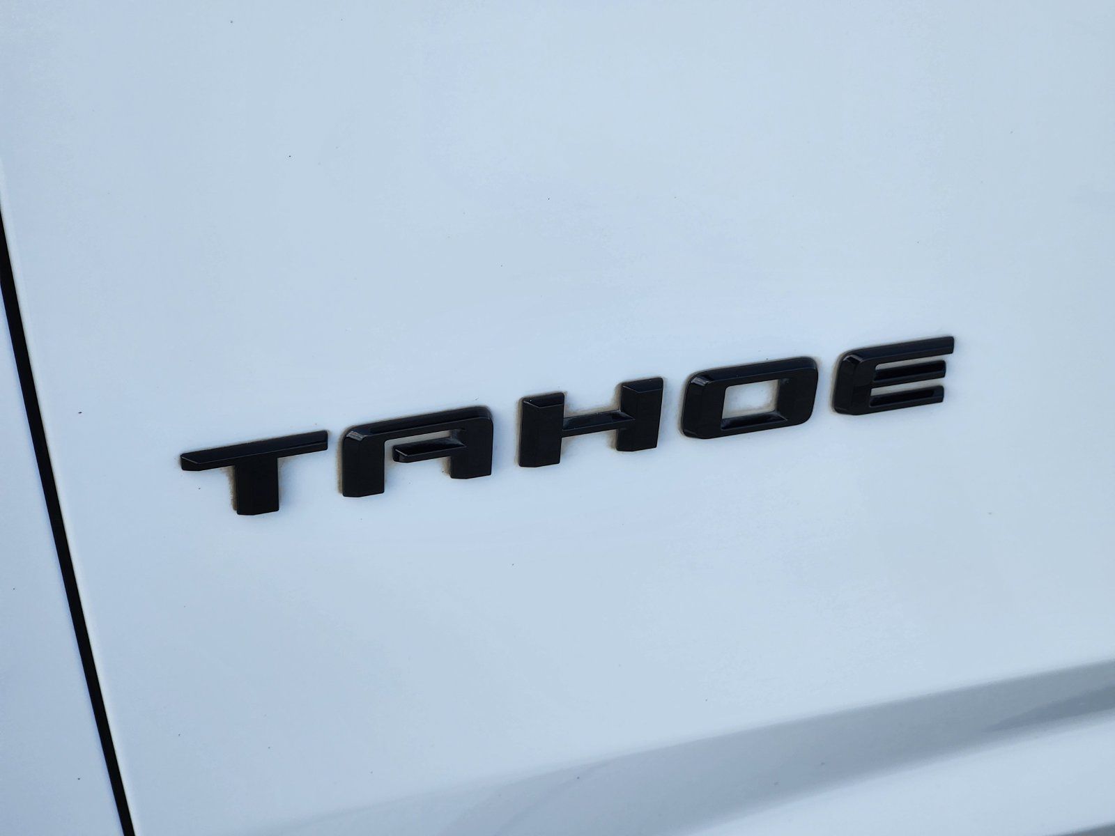 Used 2022 Chevrolet Tahoe RST w/ Luxury Package RWD image 13