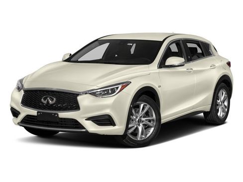 Used 2017 INFINITI QX30 Premium w/ Navigation Package image 4