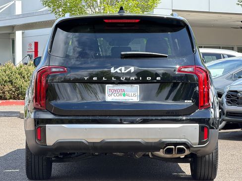 Used 2025 Kia Telluride S AWD/4WD image 5