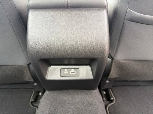 Used 2025 Nissan Altima 2.5 SV FWD image 20