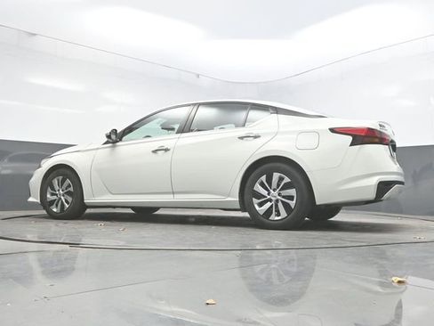 Used 2021 Nissan Altima 2.5 S image 34