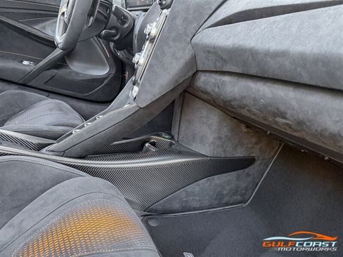 Used 2021 McLaren 765LT RWD image 35