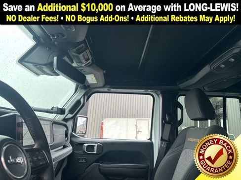 Used 2024 Jeep Gladiator Mojave w/ Technology Group image 10