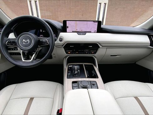 Used 2024 MAZDA CX-90 Plug-In Hybrid w/ Premium Plus image 16