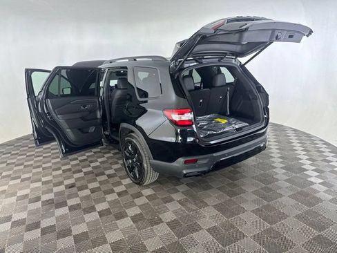 Used 2026 Honda Pilot Touring image 20