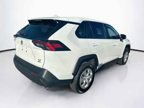 Used 2025 Toyota RAV4 LE AWD/4WD image 9
