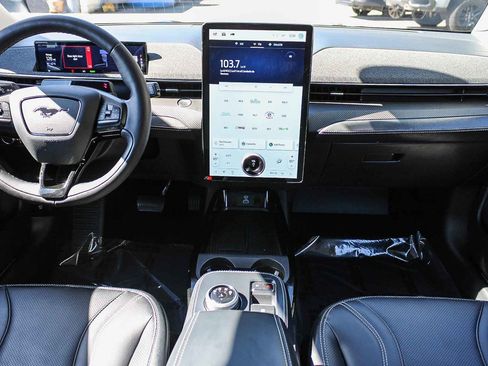 Used 2021 Ford Mustang Mach-E Premium image 12