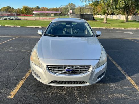 Used 2012 Volvo S60 T5 FWD image 3