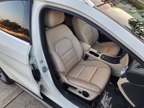 Used 2016 Mercedes-Benz GLA 250 image 15