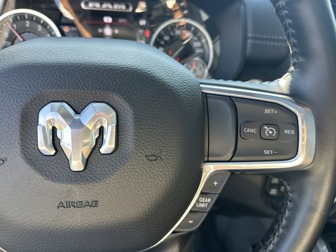 Used 2023 RAM 1500 Laramie AWD/4WD image 27