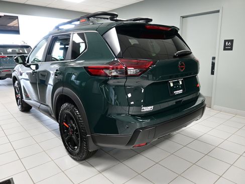 New 2026 Nissan Rogue Rock Creek image 6